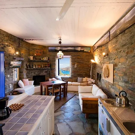 Semesterbostad Stone House With A Magical View *