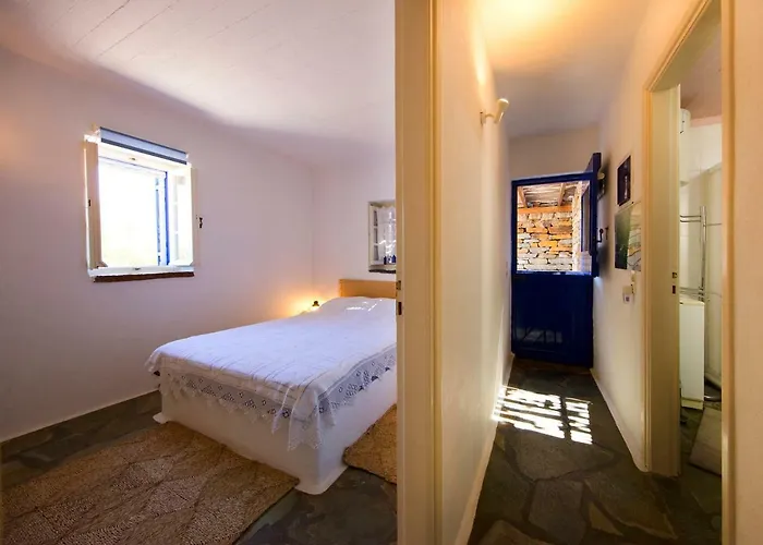 בית נופש Stone House With A Magical View